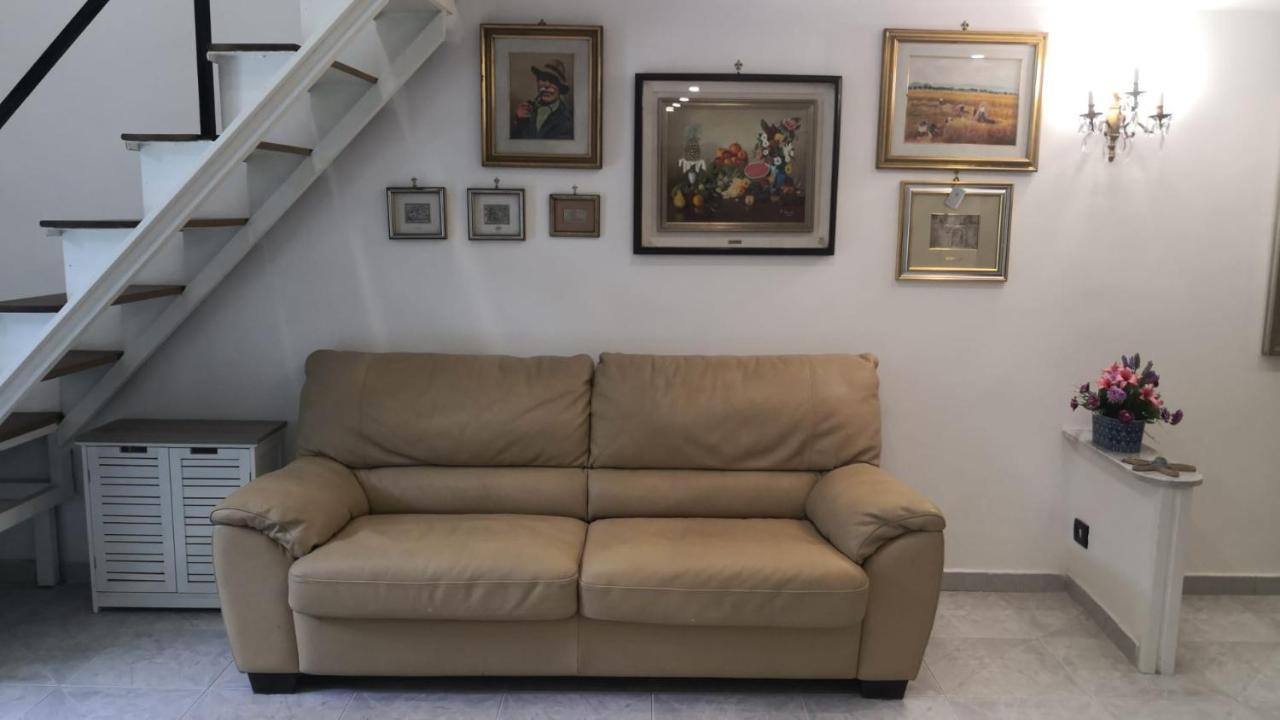 شقة Centro Storico S Chiara House نابولي المظهر الخارجي الصورة