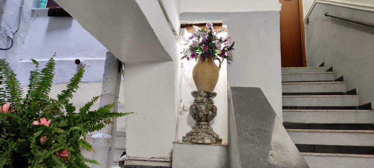 شقة Centro Storico S Chiara House نابولي المظهر الخارجي الصورة